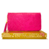 Intrinsic Travel Clutch - Pink