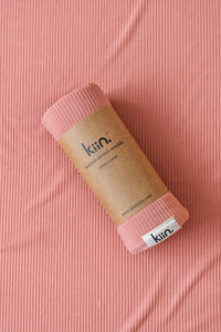 KIIN BAMBOO STRETCH SWADDLE - BLUSH